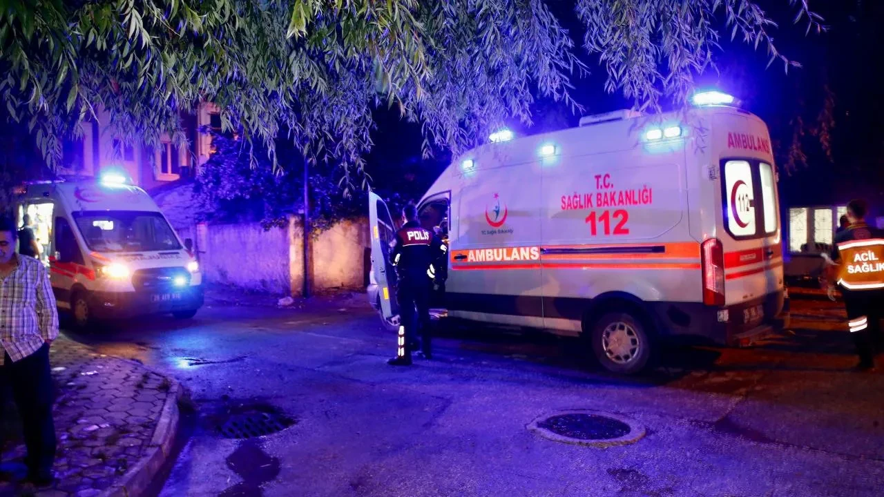 Akşam yemeği zehir oldu: 7'si çocuk 11 kişi hastaneye kaldırıldı