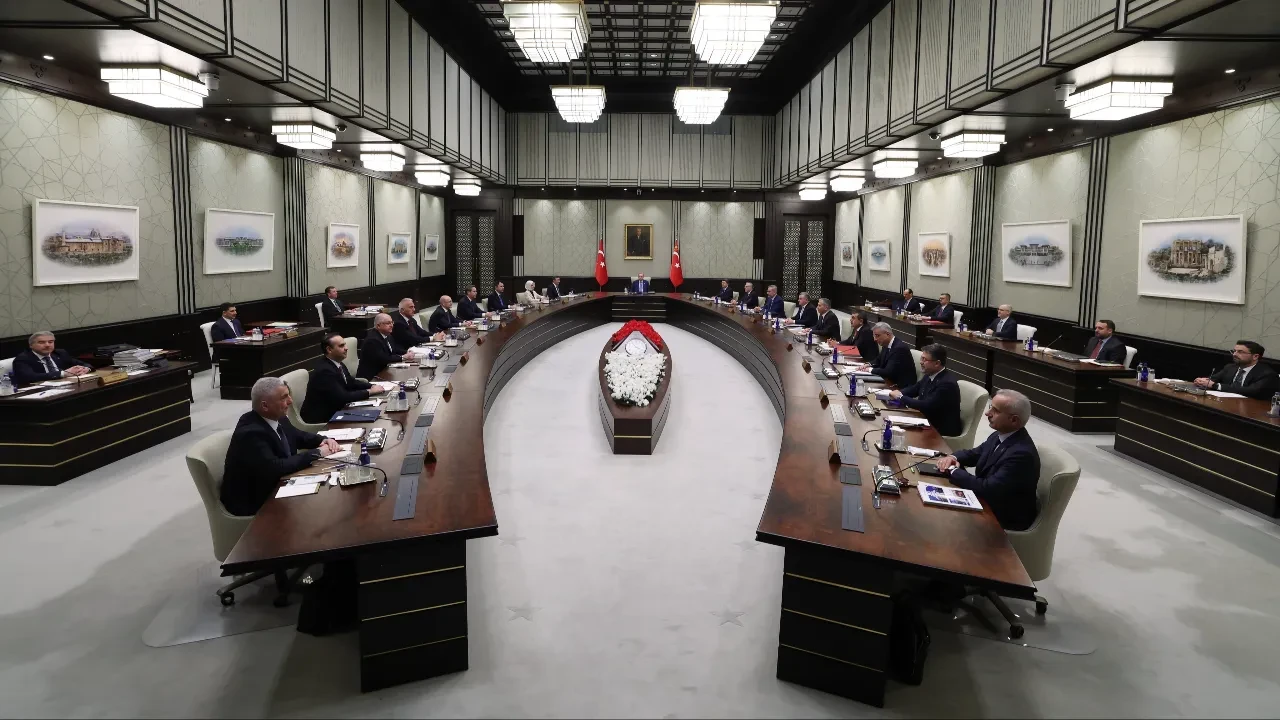 Fatih Atik'ten kabine değişikliği hakkında çarpıcı yorum: Devamı gelecek