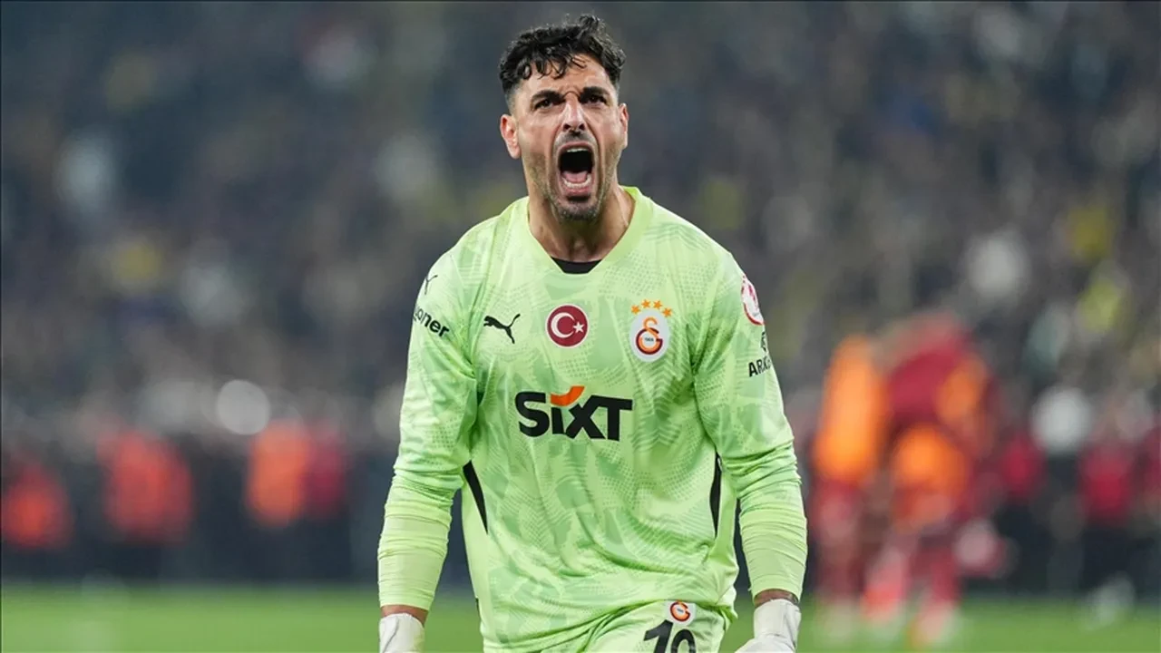 Galatasaray'da eldivenler el değiştiriyor! Cimbom'dan beklenmedik kaleci hamlesi: Yeni hedef Konya'da bulundu