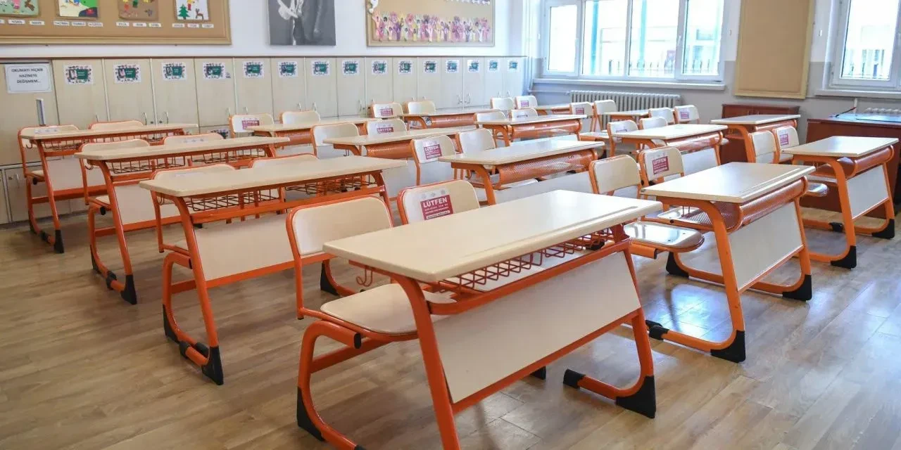 Okullar ne zaman kapanacak? MEB ara tatil ve yaz tatili tarihleri