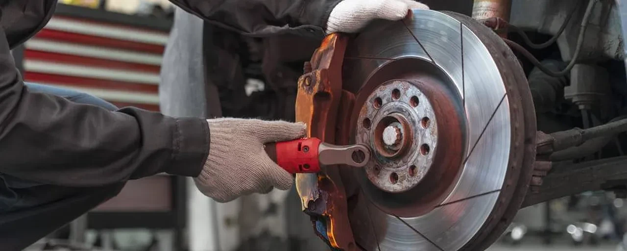 Otomobillerdeki 100 yıllık fren sistemi sil baştan değişiyor