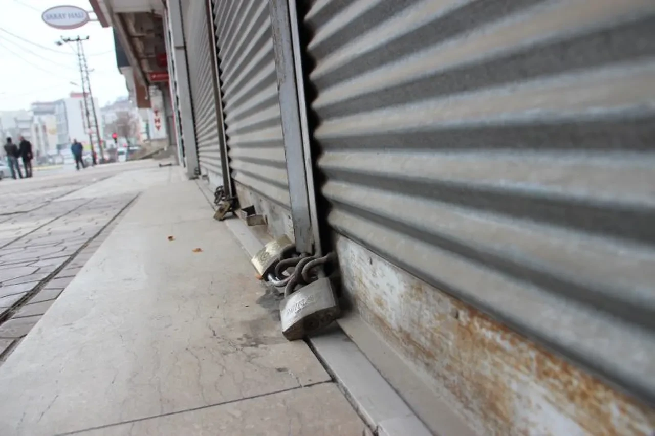 Ramazan Bayramı tatili 9 gün mü olacak? 2026 okullarda ara tatil ve bayram tatili birleştirilecek mi? 