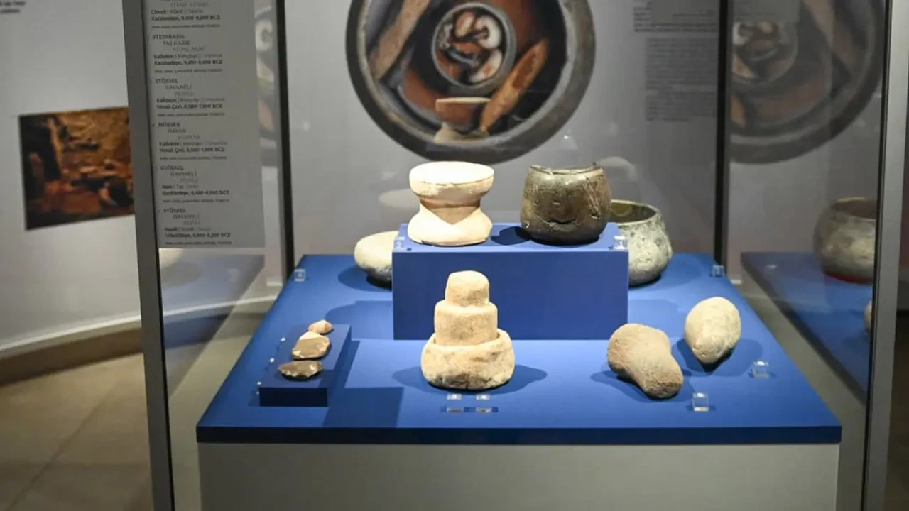 Roma’dan sonra bu kez Berlin’de! Bakan Ersoy 12 bin yıllık tarihi Avrupa’nın kalbine taşıdı