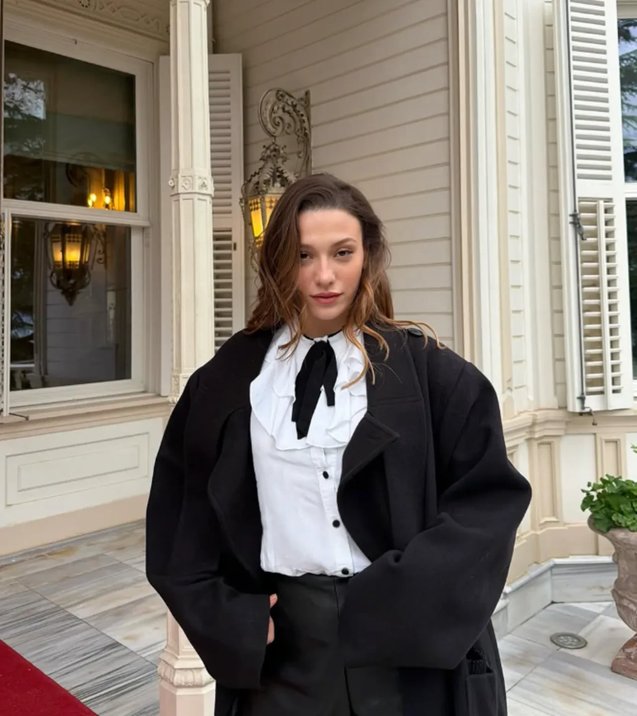 Yeraltı dizisinde kriz mi çıktı! Sümeyye Aydoğan ile Devrim Özkan arasında ipler gerildi 