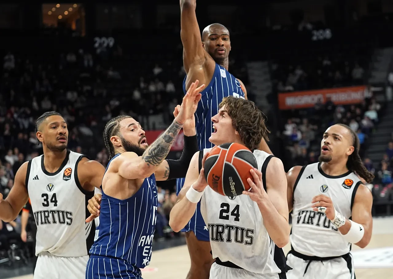 Anadolu Efes Virtus Bologna maç skoru kaç kaç? Üst üste 3. Galibiyet