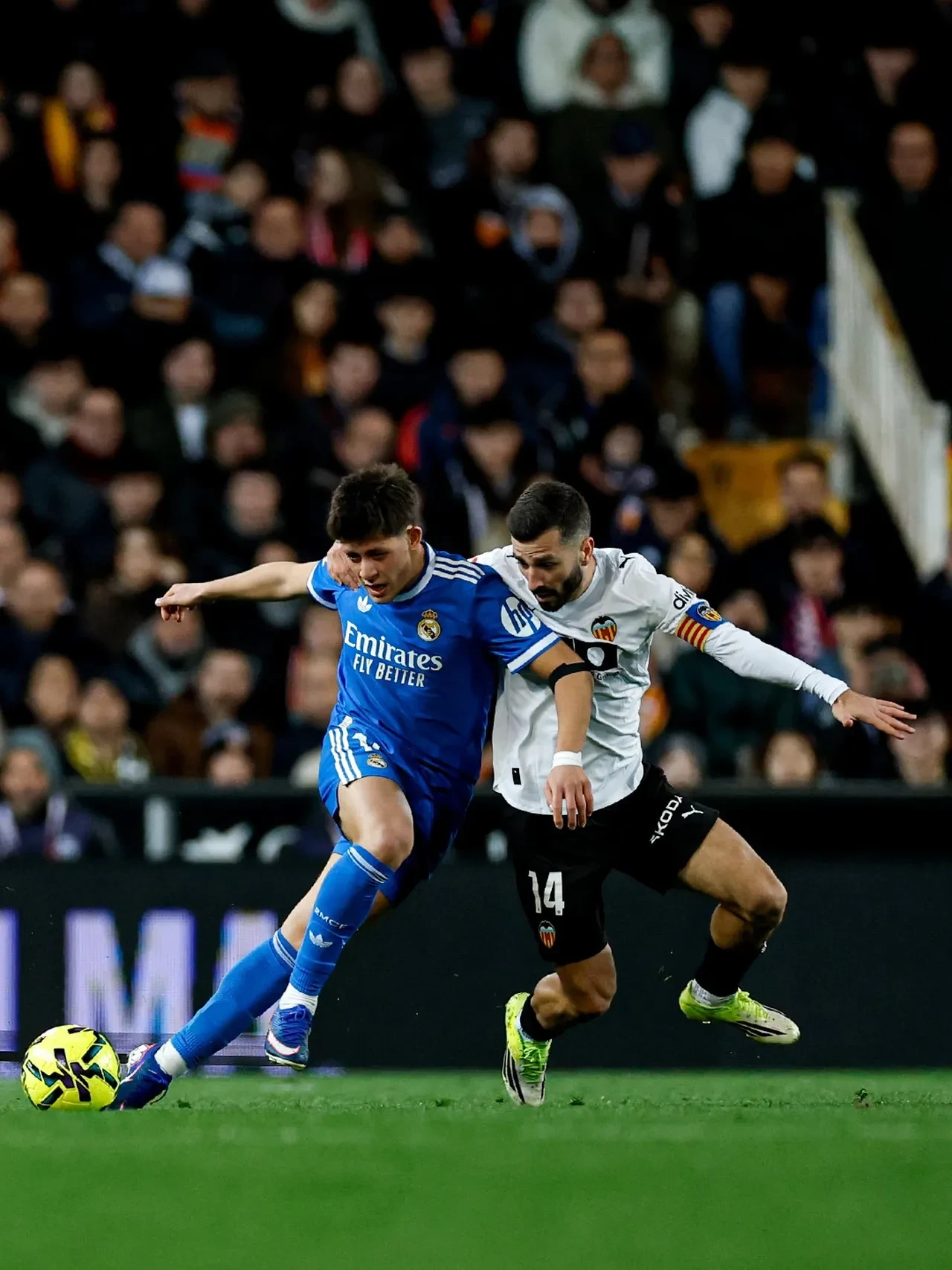 Arda Güler'den eski hocası Serhat Pekmezci'ye cevap: "Üzüntüyle takip ettim"