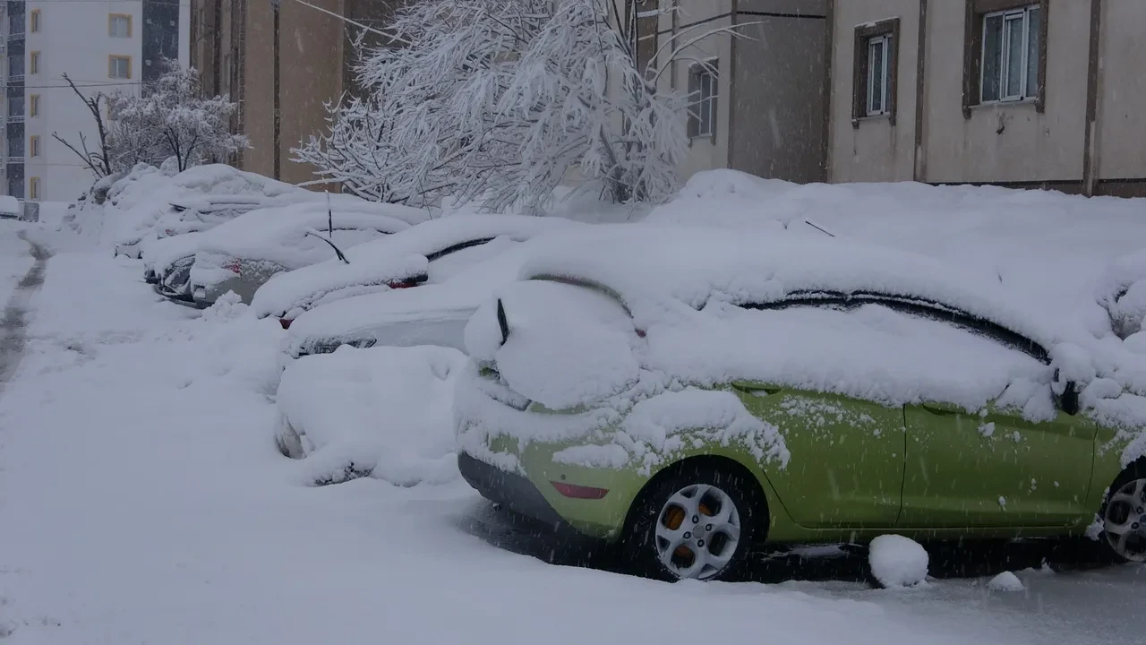 Bitlis'te yarın okullar tatil mi? 13 Şubat kar tatili haberi