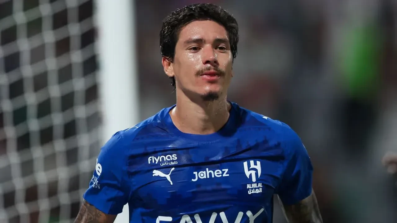 Fenerbahçe'ye transferi gerçekleşmeyen Darwin Nunez kadro dışı kaldı!