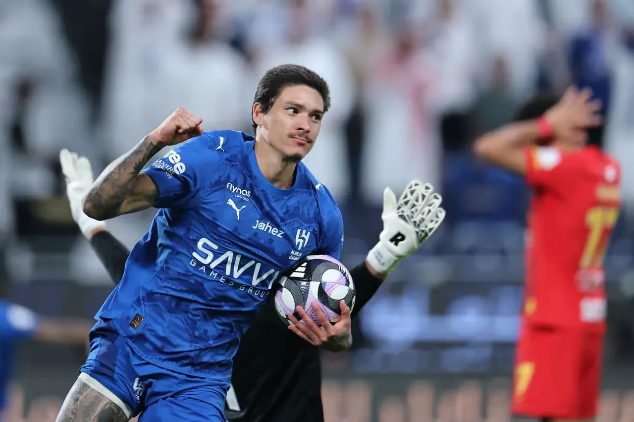 Fenerbahçe'ye transferi gerçekleşmeyen Darwin Nunez kadro dışı kaldı!