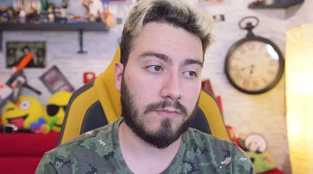 Fenomenlere uyuşturucu operasyonunda yeni gelişme: Enes Batur gözaltına alındı!