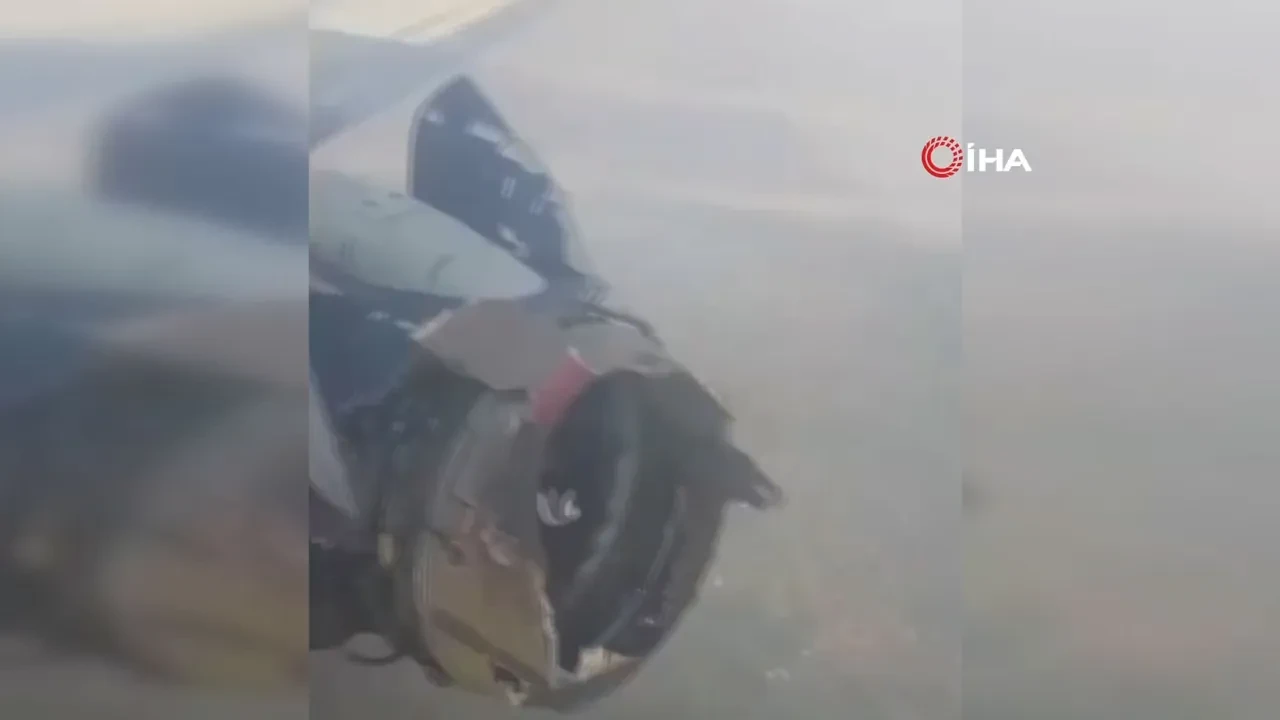 Havada korku dolu anlar! Nijerya'da motorundan patlama sesi gelen yolcu uçağı acil iniş yaptı