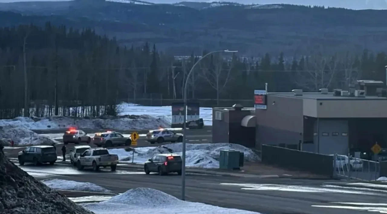 Kanada'yı sarsan katliamda kan donduran detaylar! Saldırganın kimliği belli oldu: Önce ailesini katletti, sonra okula yöneldi!