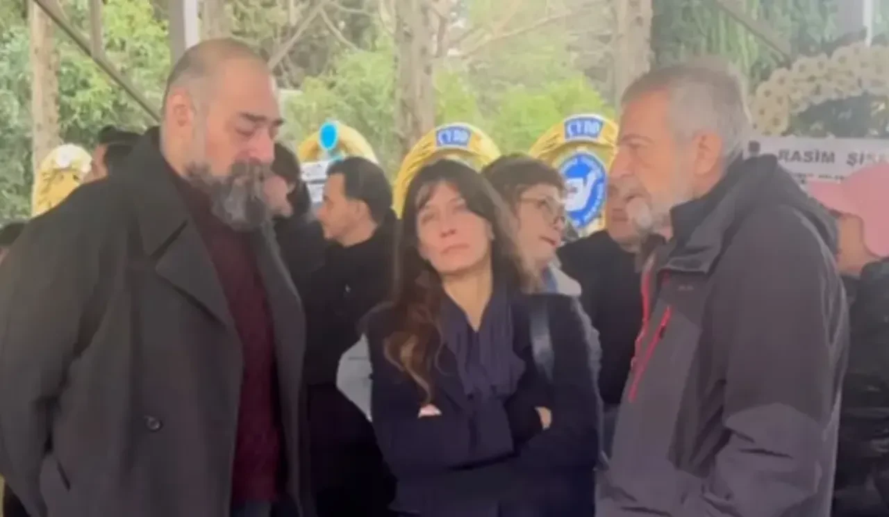 Kanbolat Görkem Arslan son yolculuğuna uğurlandı! Poyraz Karayel oyuncuları gözyaşlarına boğuldu 