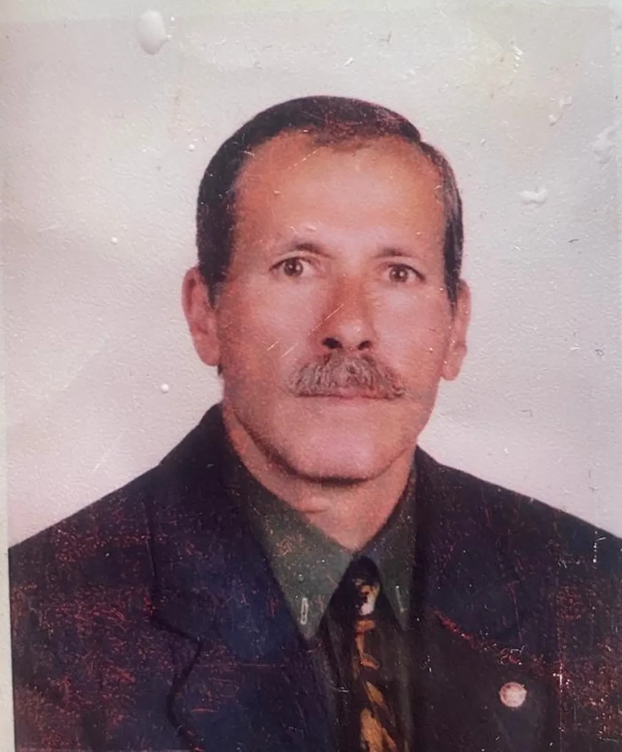 Manisa'da aşırı yağmurlardan istinat duvarı çöktü: 1 ölü!