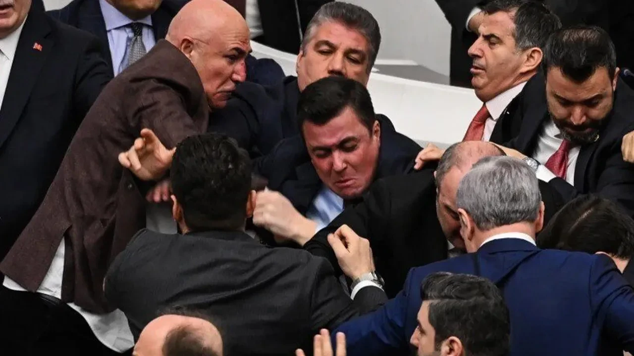 Numan Kurtulmuş'tan TBMM'de kavgaya ilişkin açıklama