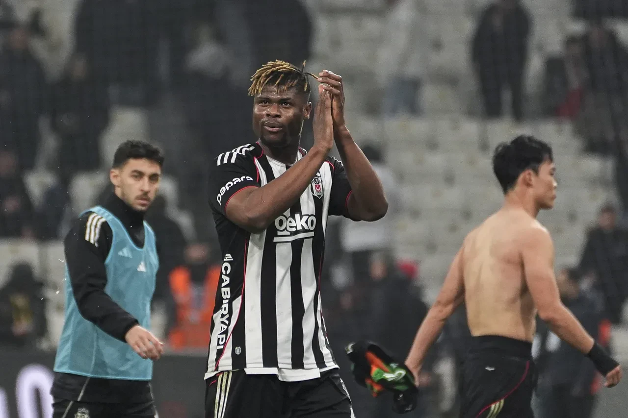 Sergen Yalçın esti gürledi! Beşiktaş'ta adeta OHAL ilan edildi