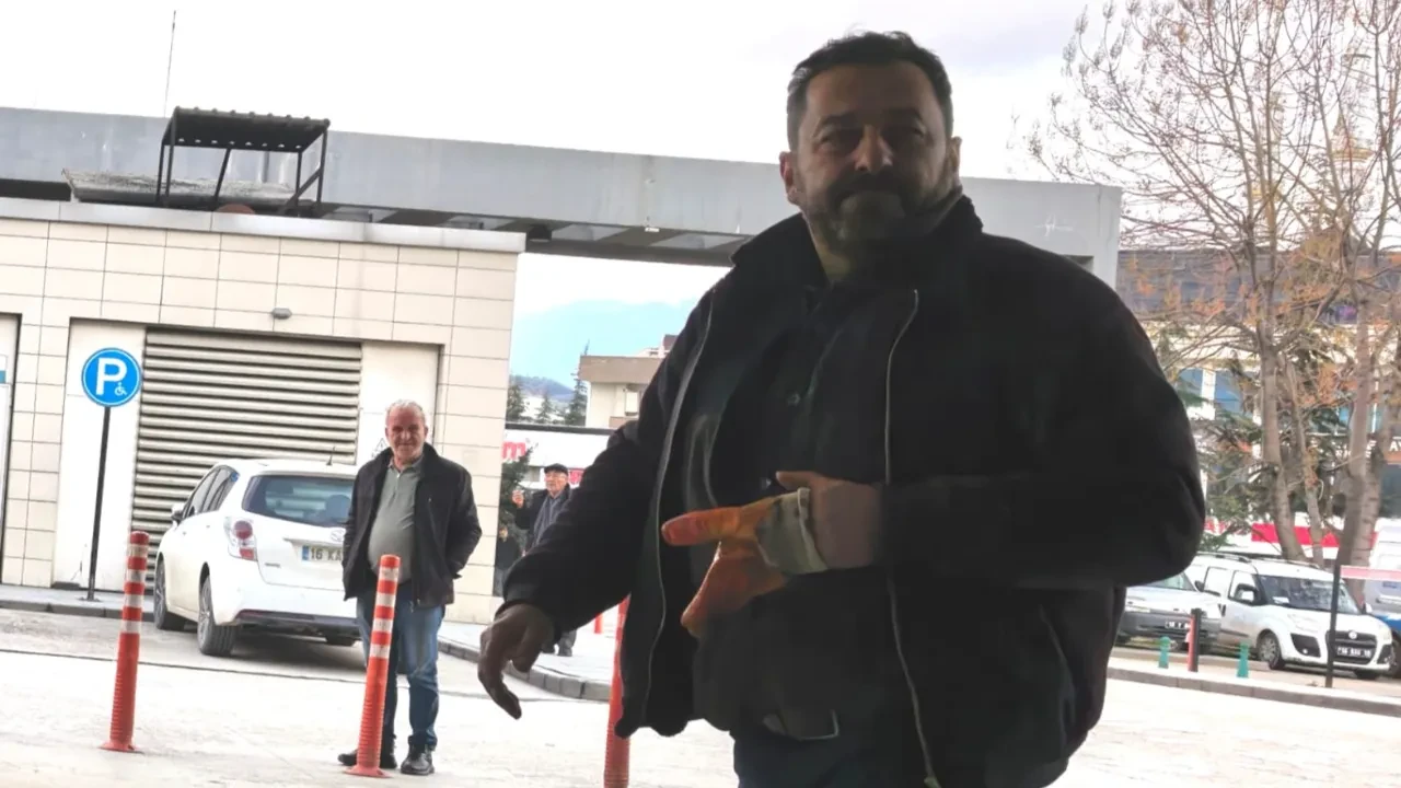 Talihsiz işçinin parmakları koptu! Metal atölyesinde korkunç kaza