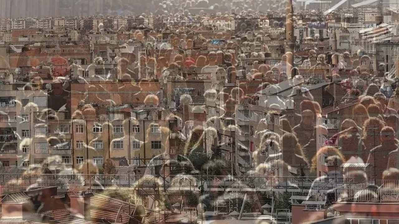 Türkiye'nin en kalabalık mahallesi belli oldu! Nüfusuyla 5 kenti solladı