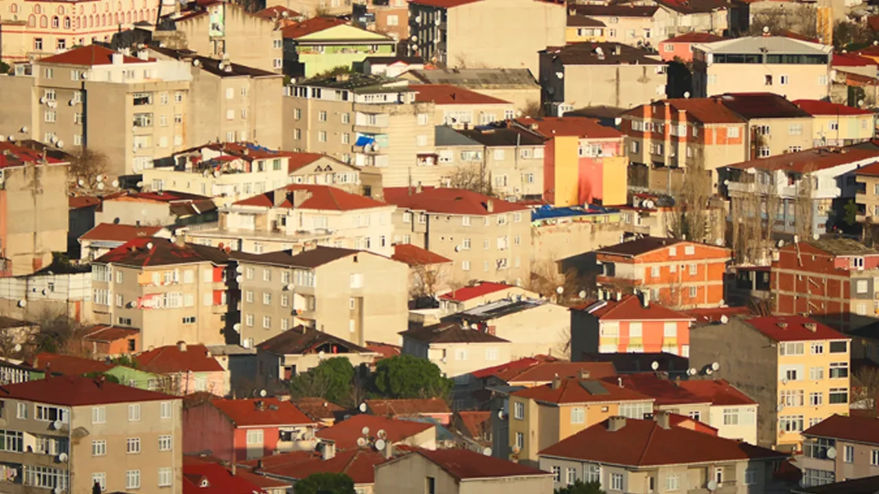 Türkiye'nin en kalabalık mahallesi belli oldu! Nüfusuyla 5 kenti solladı