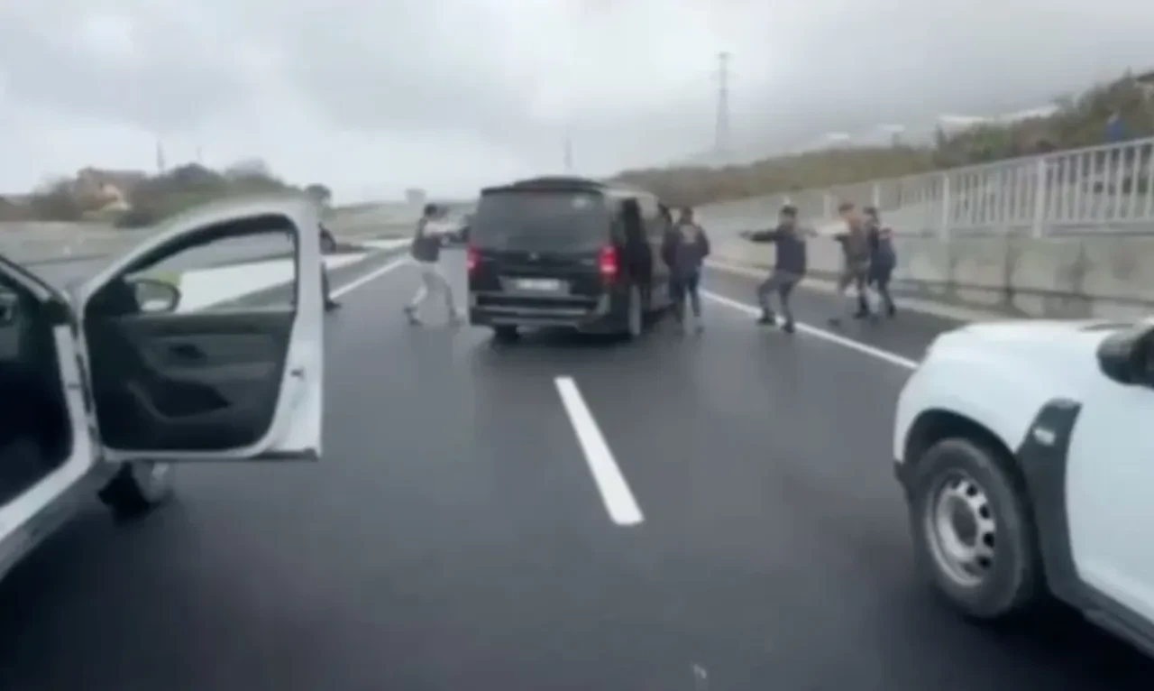 Alanya'da film sahnelerini aratmayan gasp: Kafasına silah dayadılar, elini kolunu bağlayıp servetini çaldılar! 