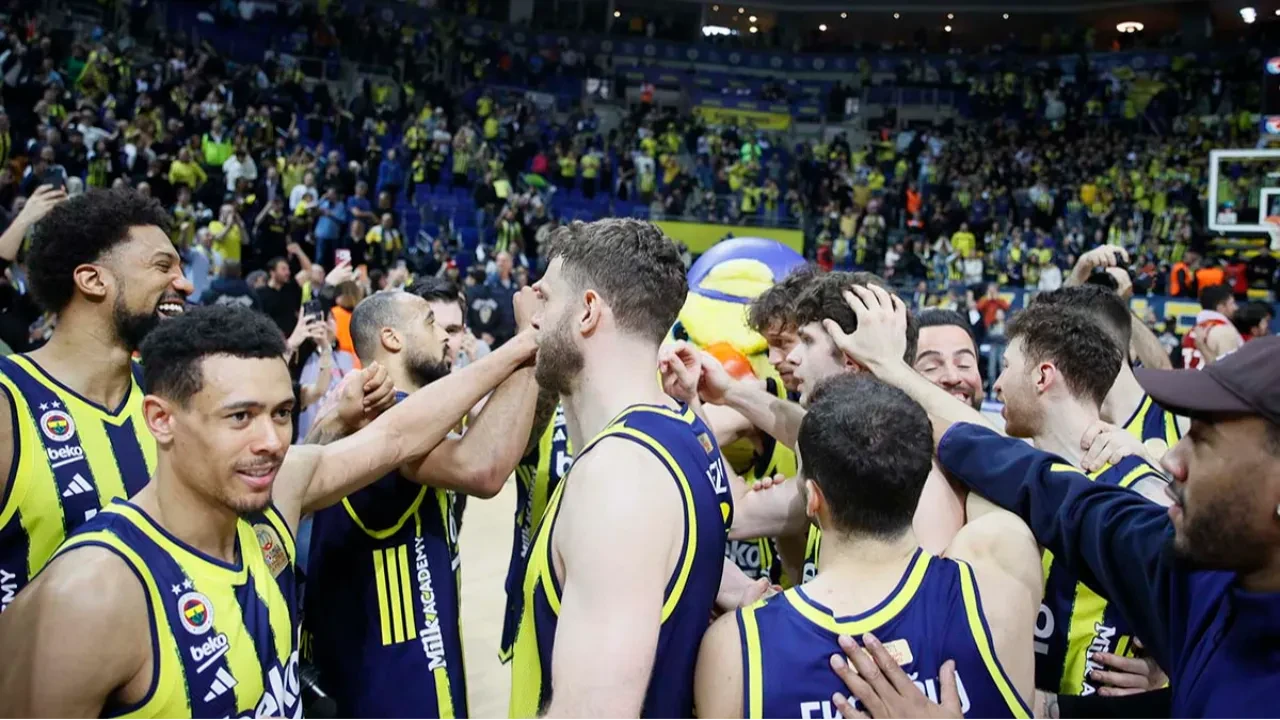Fenerbahçe Bekolu yıldızdan 'Türkiye için oynamak isterim' çıkışı!