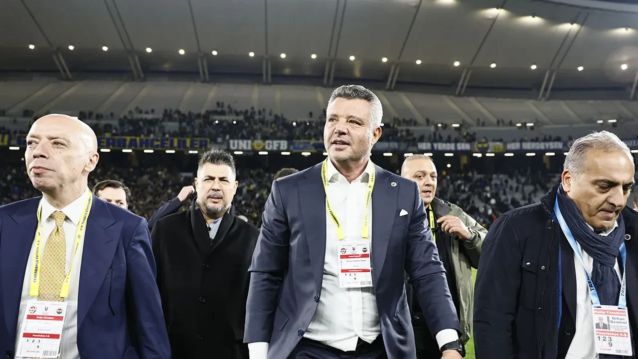 Fenerbahçe'de mali tablo değişti: Sermaye artırımı duyuruldu!
