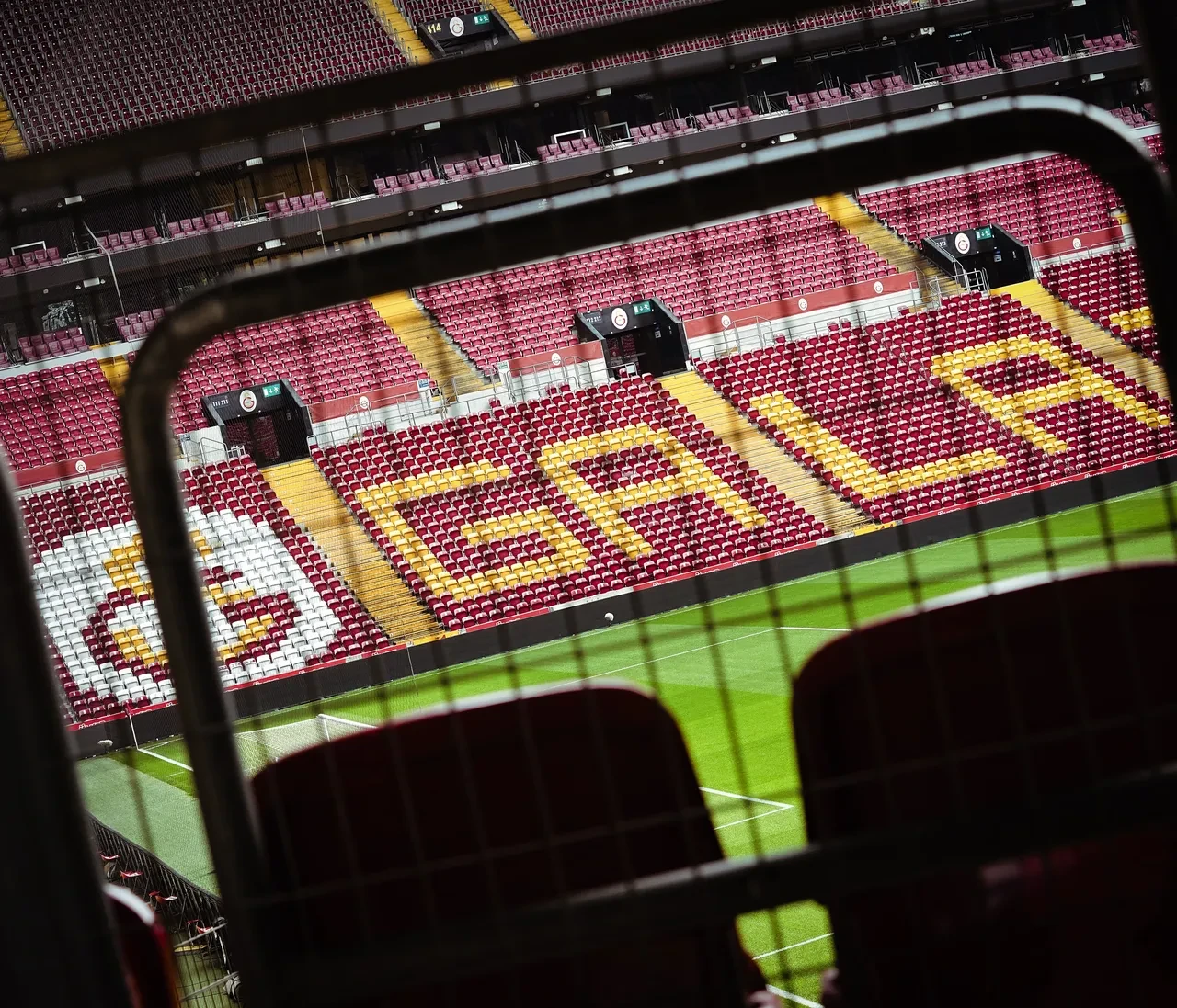 Galatasaray şampiyonluk yolunda Eyüpspor engelini de aştı!