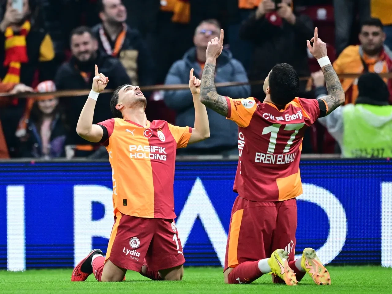 Galatasaray şampiyonluk yolunda Eyüpspor engelini de aştı!