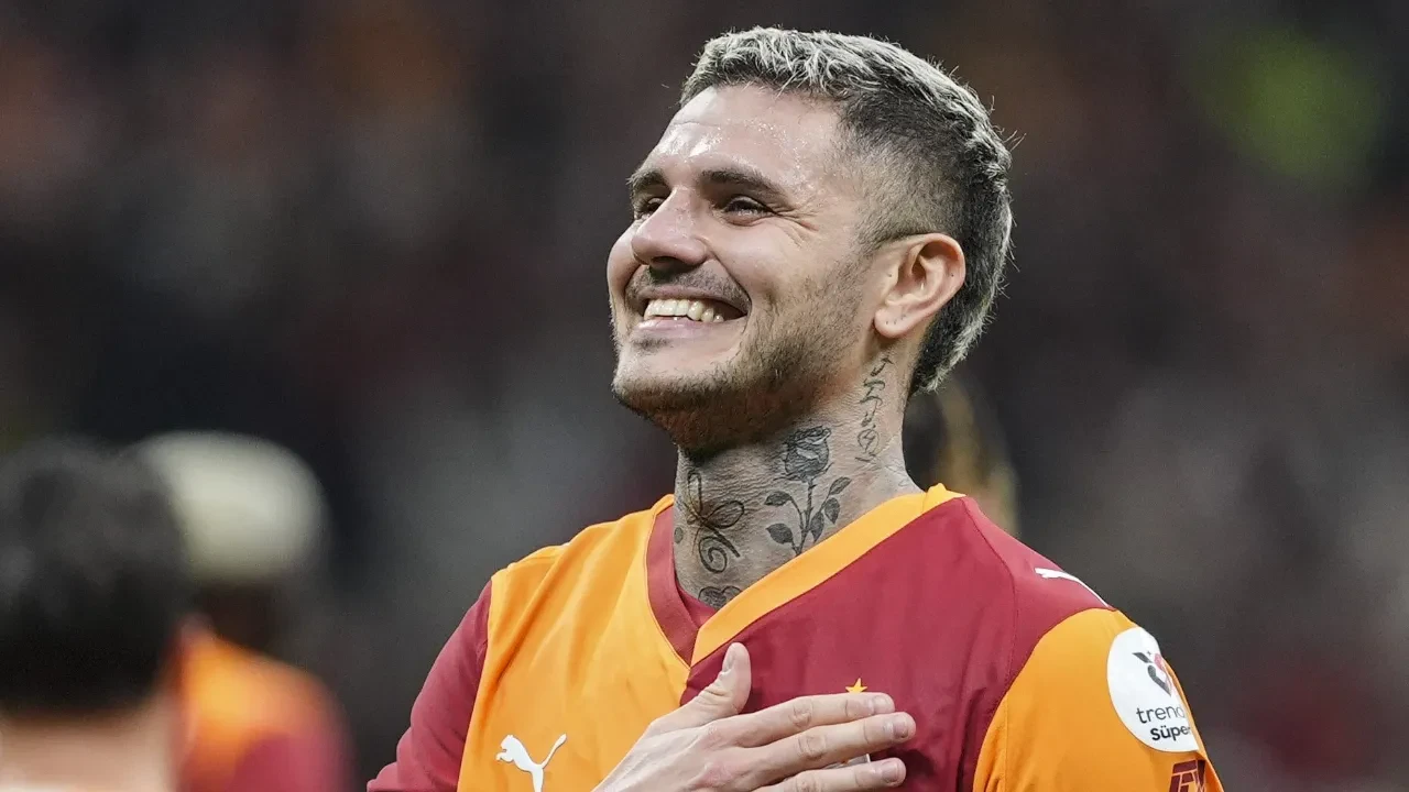 /spor/galatasaray-eyupspor-super-lig-canli-mac-anlatimi-3281875