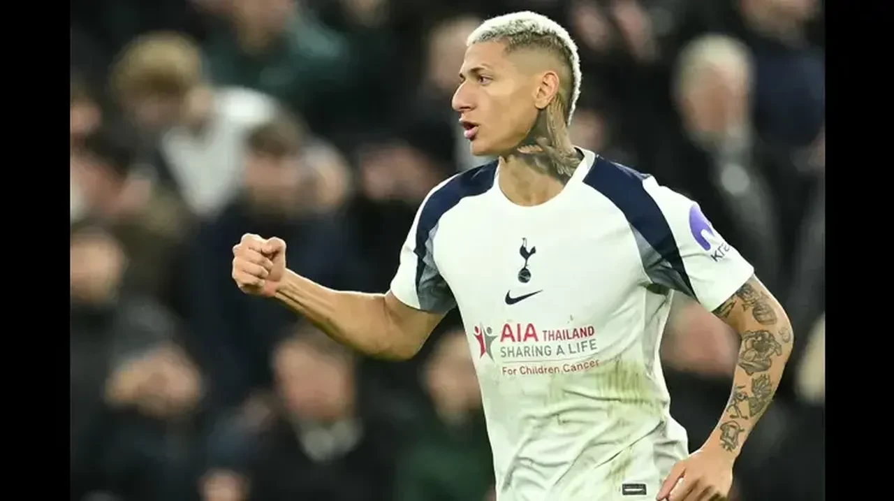 Galatasaray ve Fenerbahçe transferde karşı karşıya! Dünya yıldızı Süper Lig yolunda: 25 milyonluk operasyonu duyurdular!