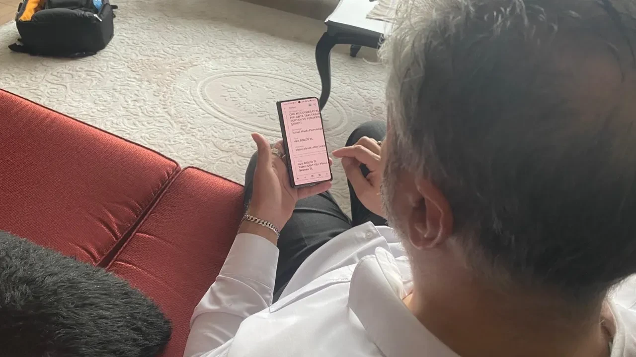 Hesabına yarım milyon geldi! Şok üstüne şok yaşadı: Sahibi bilinmiyor, kimse geri istemiyor 