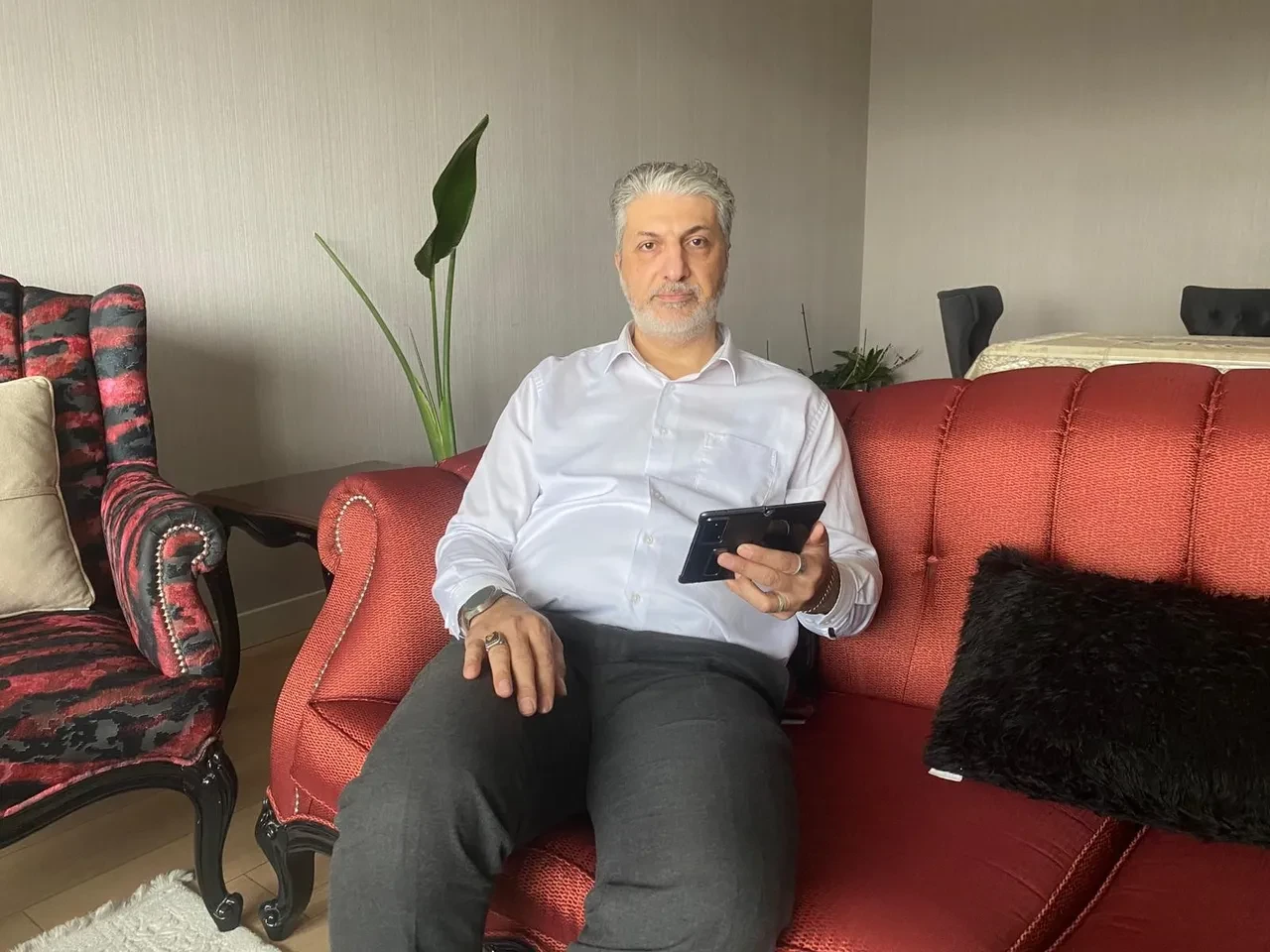 Hesabına yarım milyon geldi! Şok üstüne şok yaşadı: Sahibi bilinmiyor, kimse geri istemiyor 