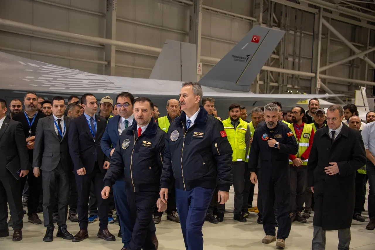 KAAN'dan kritik eşik: Yeni prototipler aynı karede