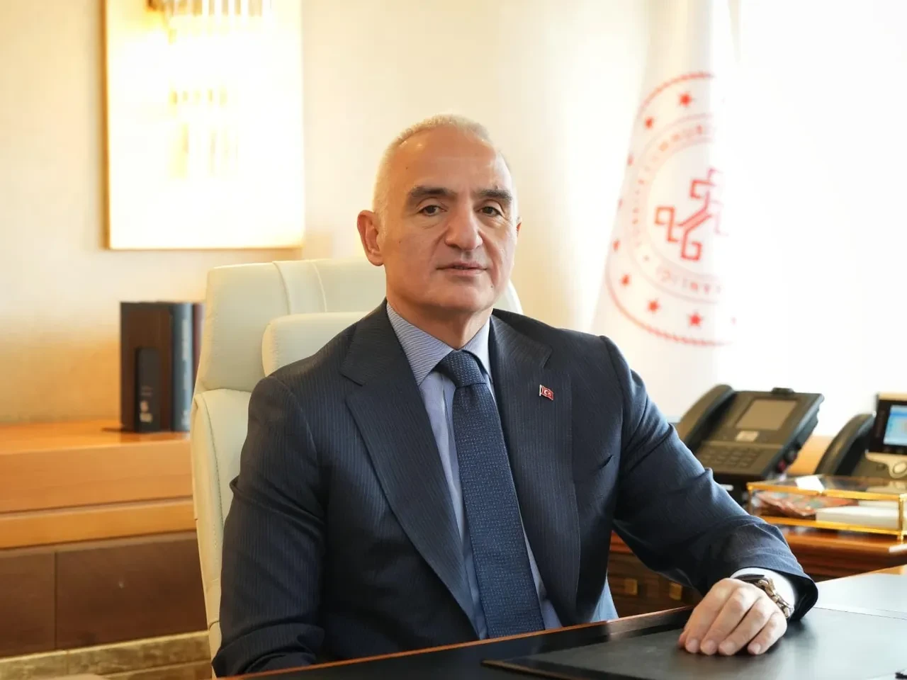 Bakan Ersoy müjdeyi verdi: Türk sinemasına 57 milyon 827 bin 500 Tl’lik rekor destek!