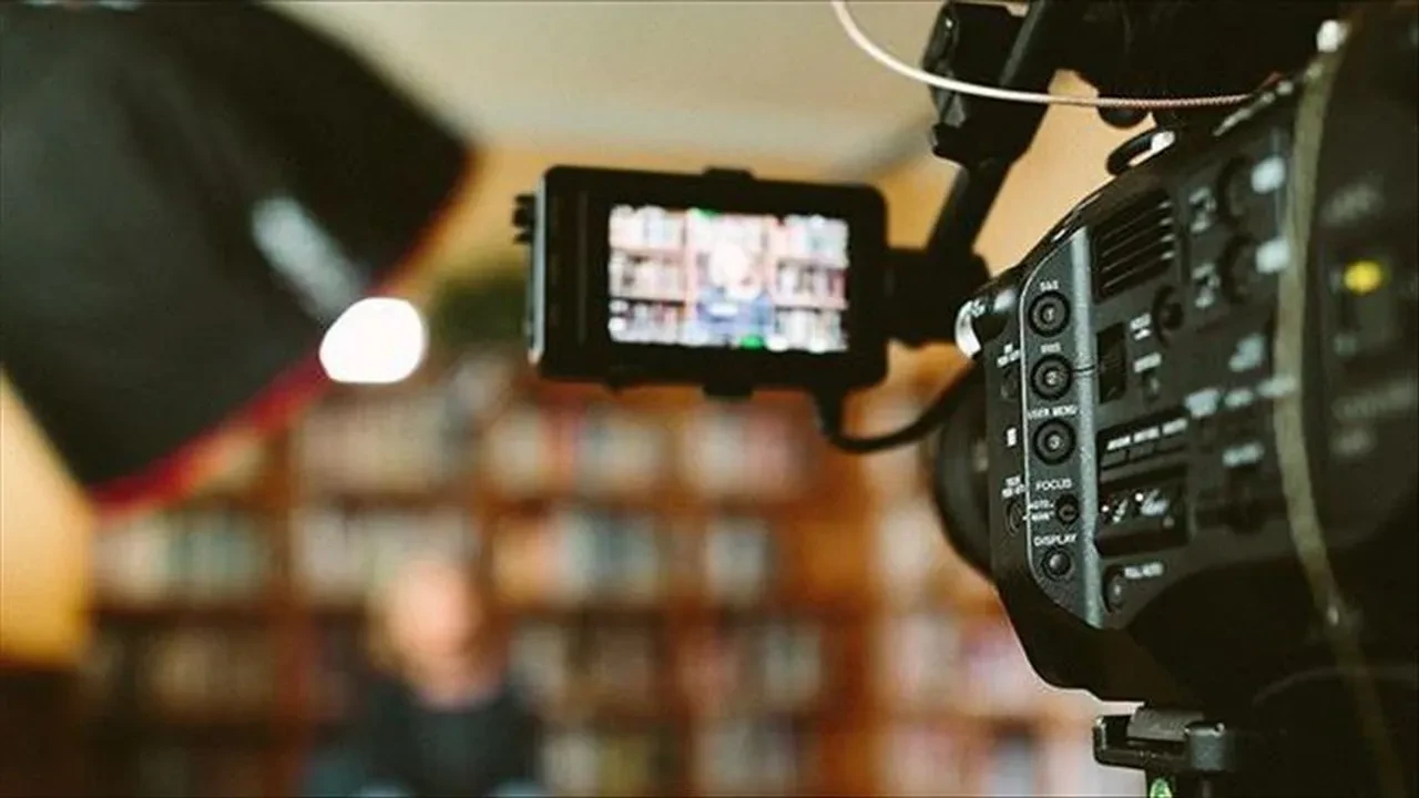 Bakan Ersoy müjdeyi verdi: Türk sinemasına 57 milyon 827 bin 500 Tl’lik rekor destek!