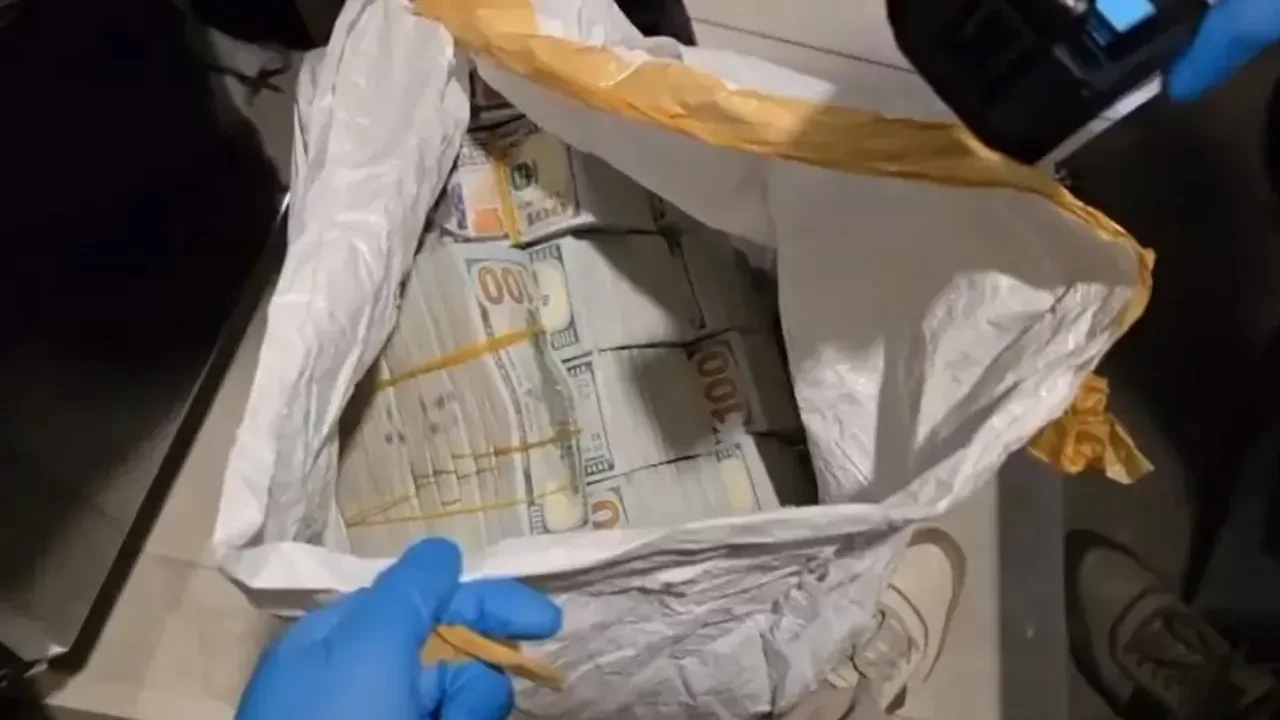 Bakırköy'de 30 milyon doları 15 dakikada çaldılar! Çuval çuval dövizi böyle taşıdılar