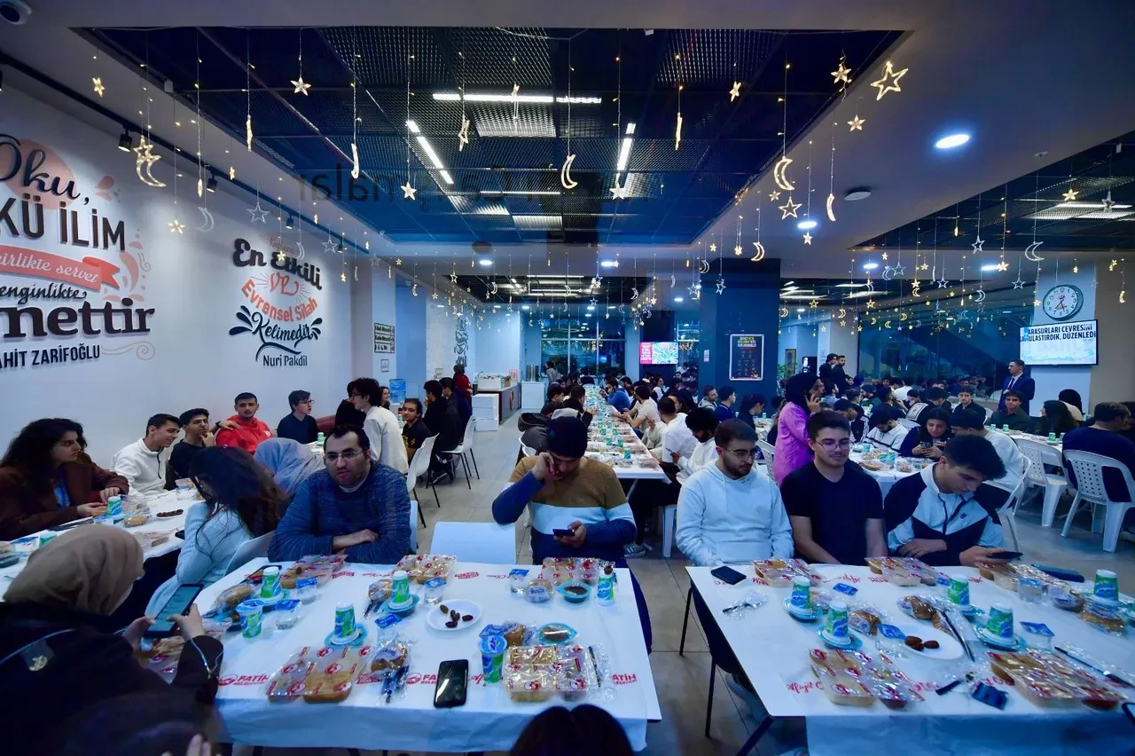 Fatih Belediyesi Ramazan hazırlıklarını tamamladı: On bir ayın Sultanı heyecanla bekleniyor