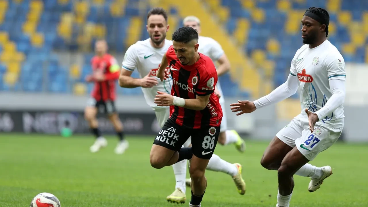Gençlerbirliği ve Çaykur Rizespor puanları paylaştı: Karadeniz temsilcisinden zorlu geri dönüş!