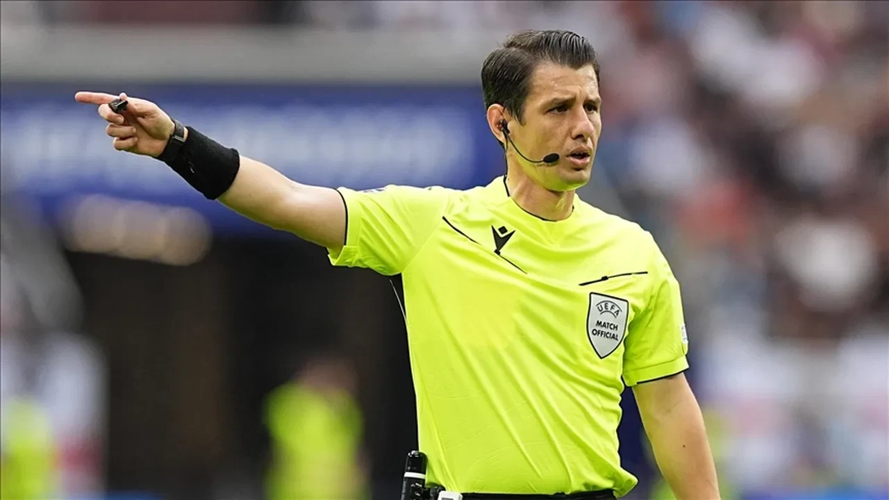 Trabzonspor-Fenerbahçe derbisinin VAR hakemi belli oldu!