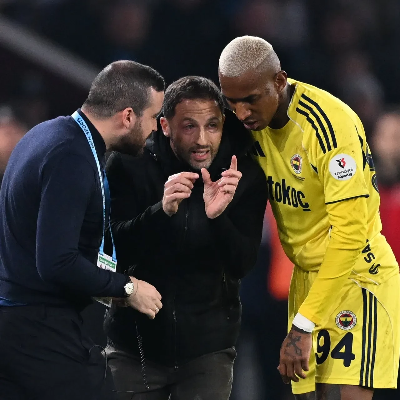 Fenerbahçe Karadeniz'den zaferle döndü: Trabzonspor'da sezonun ilk iç saha mağlubiyeti!