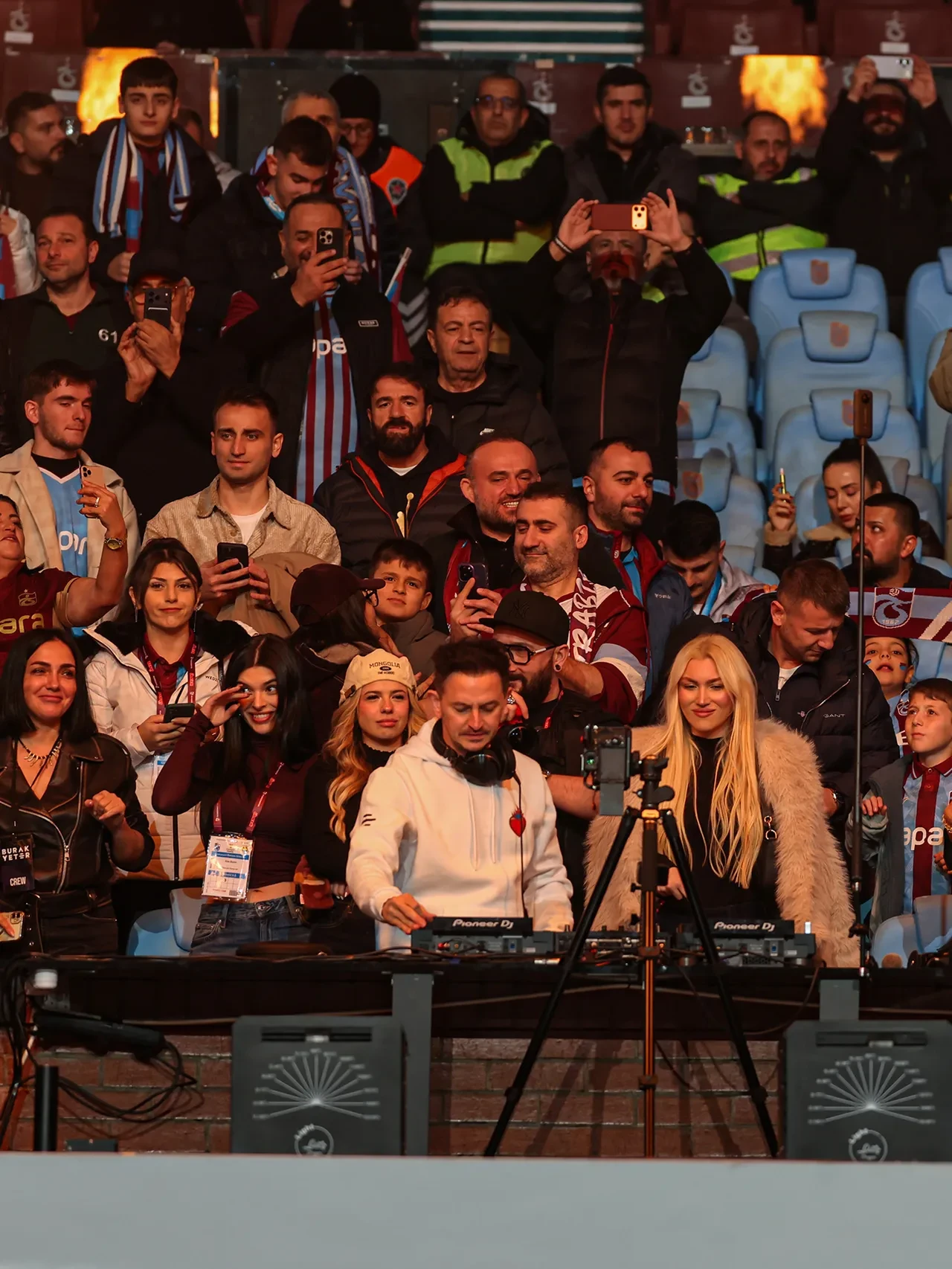 Fenerbahçe Karadeniz'den zaferle döndü: Trabzonspor'da sezonun ilk iç saha mağlubiyeti!