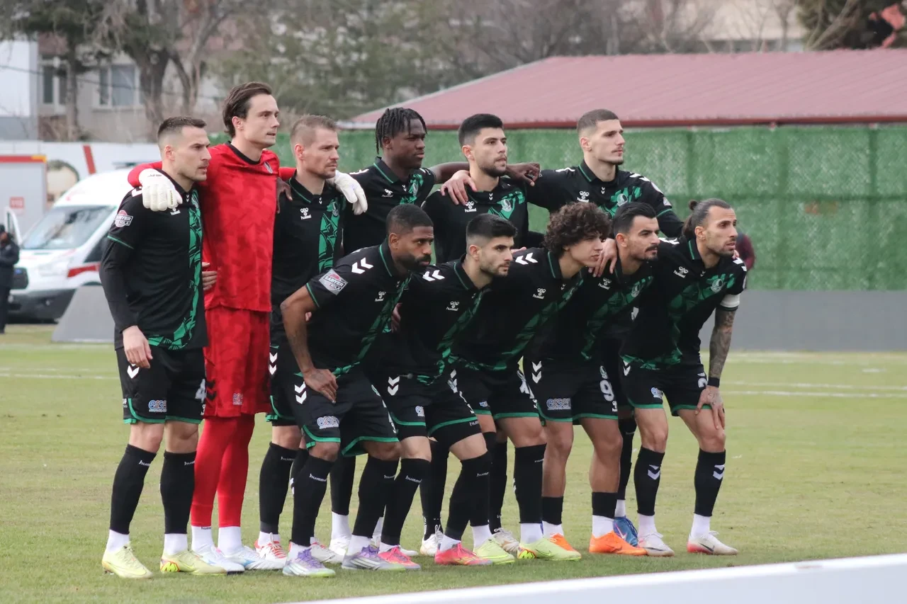 Amedspor Sakaryaspor maçı hangi kanalda, ne zaman, saat kaçta? TFF 1. Lig'de mücadele edecekler