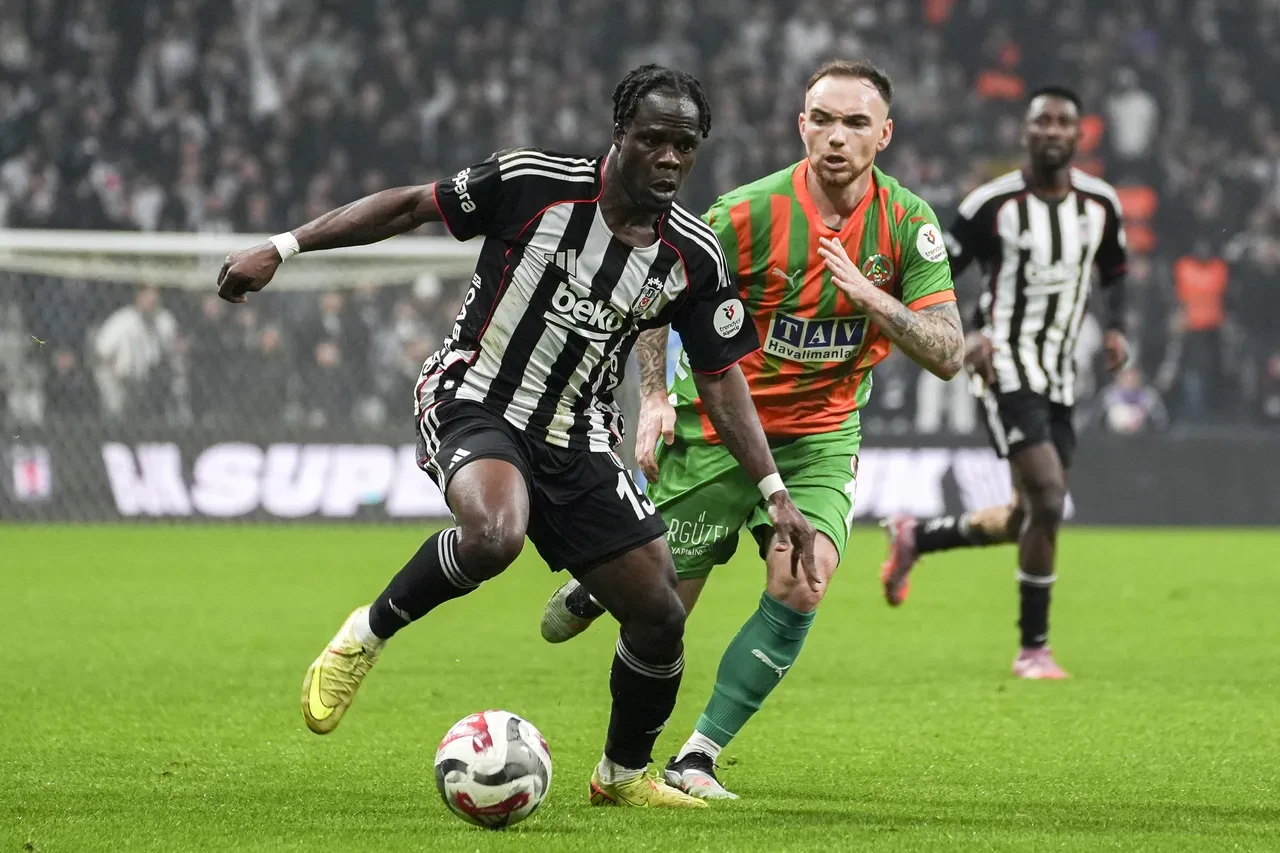 Başakşehir Beşiktaş maç kadrosu, muhtemel 11! BJK'de 2 futbolcu kadroda yok