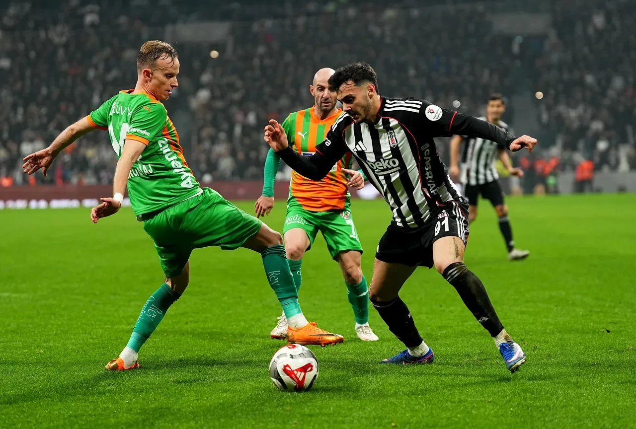 Başakşehir Beşiktaş maç kadrosu, muhtemel 11! BJK'de 2 futbolcu kadroda yok