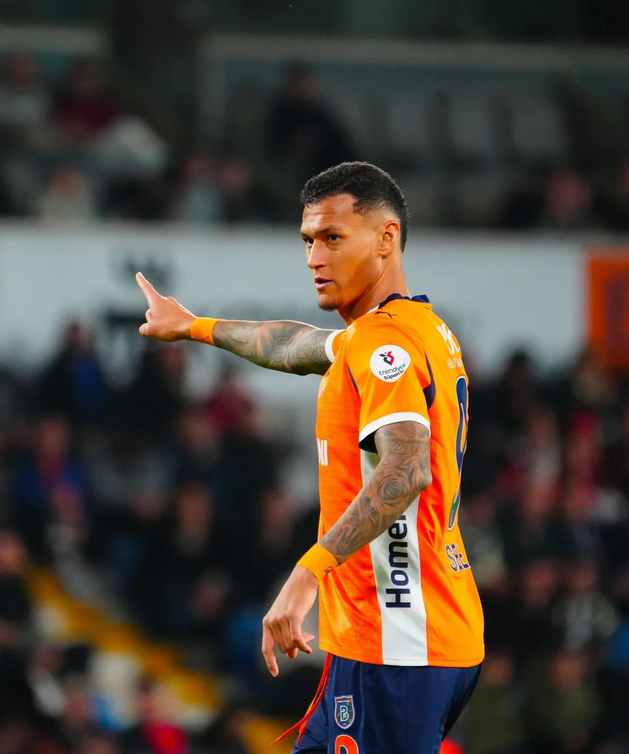 Beşiktaş Başakşehir deplasmanında son dakikada kazandı: Süper Lig akşamında zorlu 3 puan!