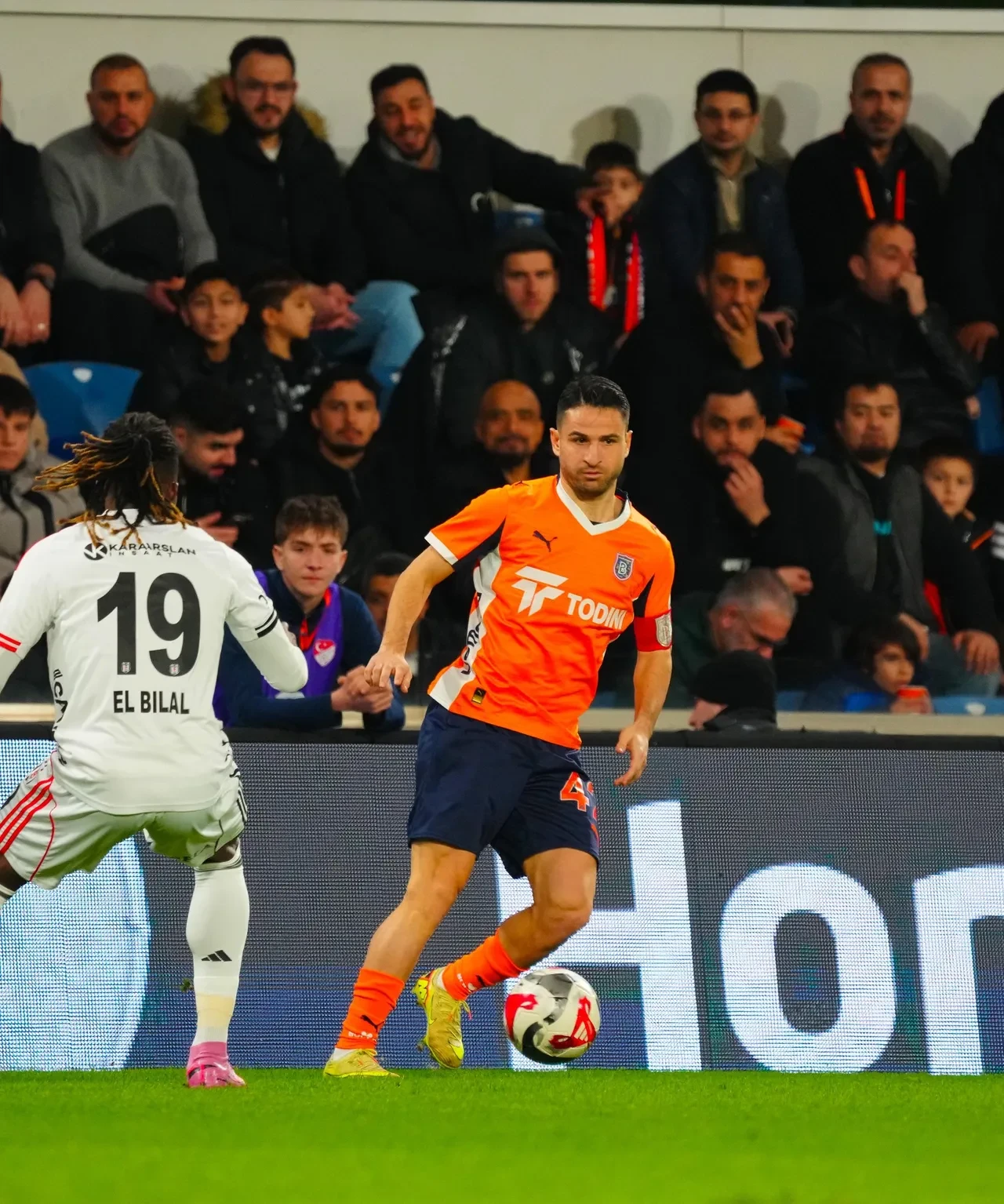 Beşiktaş Başakşehir deplasmanında son dakikada kazandı: Süper Lig akşamında zorlu 3 puan!