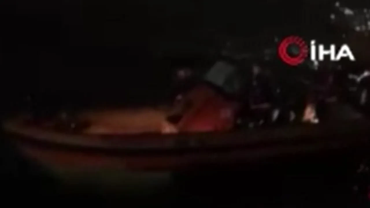 İstanbul'da akşam saati vapurdan düştü: Karanlıkta büyük panik