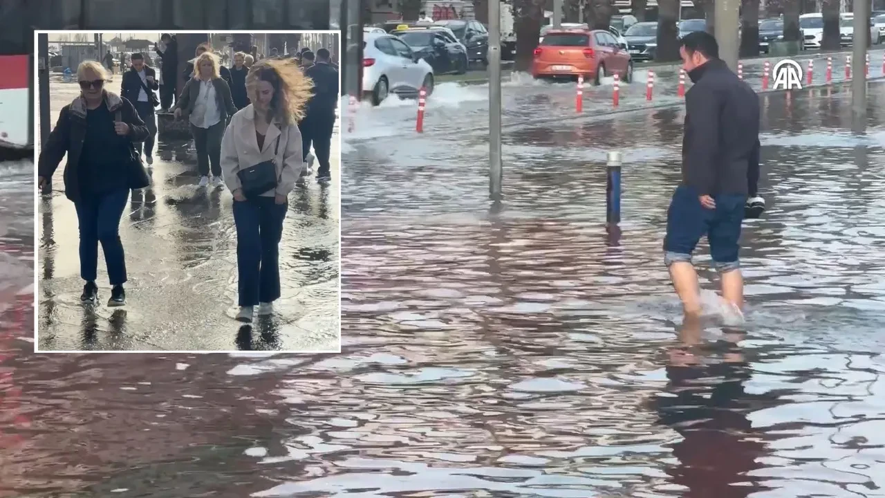 İzmir'de kuvvetli fırtınada deniz taştı! Araçlar yol almakta zorlandı, vatandaş ayağına torba geçirdi