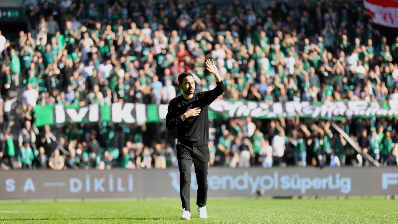 Kocaelispor Gaziantep FK karşısında rahat kazandı: Körfez'de 3 gol ve 1 kırmızı kart!