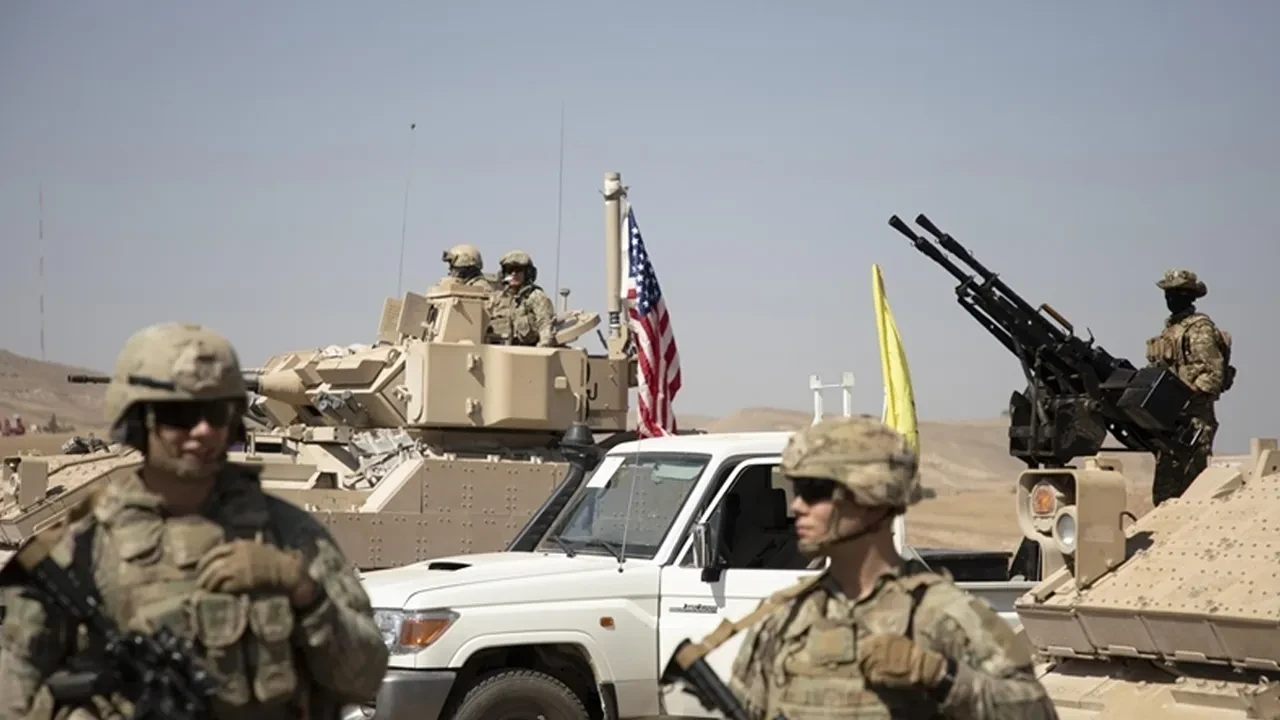 Suriye ordusu ABD'nin çekildiği Şeddadi Askeri Üssü'nü devraldı